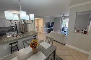 6400 Emerald Dunes Dr, West Palm Beach, FL 33411 - Photo 12