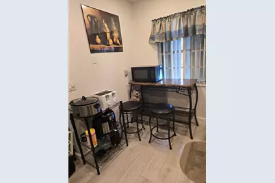 140 Lake Meryl Drive, Unit #233, West Palm Beach, FL 33411 - Photo 10