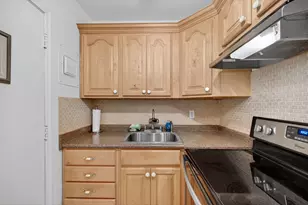 6261 NE 19th Ave, Fort Lauderdale, FL 33308 - Photo 18