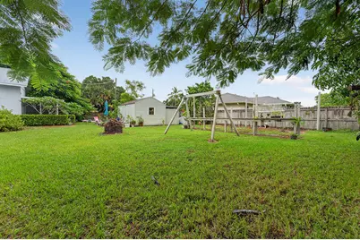 6379 SE Lake Circle Drive, Stuart, FL 34997 - Photo 40