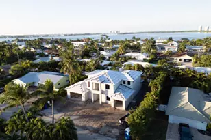 1160 Emerald Ln, Singer Island, FL 33404 - Photo 6