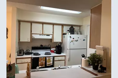 815 W Boynton Beach Boulevard #9-105, Boynton Beach, FL 33426 - Photo 6