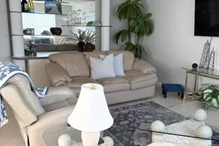 177 Burgundy D, Delray Beach, FL 33484 - Photo 6