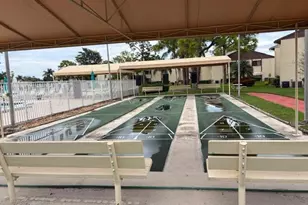 322 Knotty Pine Cir, Greenacres, FL 33463 - Photo 12