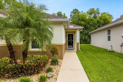 5815 NW Pine Trail Circle, Port Saint Lucie, FL 34983 - Photo 4