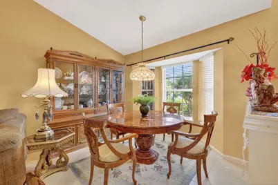 152 SW Hawthorne Circle, Port Saint Lucie, FL 34953 - Photo 10