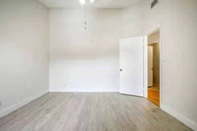 10910 Lakemore Lane, Unit #201, Boca Raton, FL 33498 - Photo 32