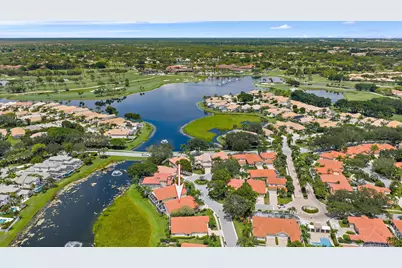 50 Monterey Pointe Drive, Palm Beach Gardens, FL 33418 - Photo 10