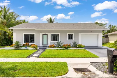 728 NE 9th Avenue, Boynton Beach, FL 33435 - Photo 2