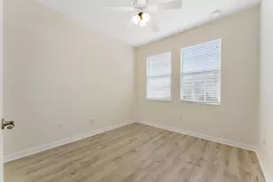 806 NW 83rd Ln, Boca Raton, FL 33487 - Photo 18
