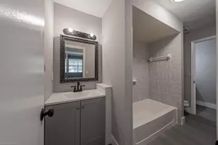 1247 SW 46th Ave, Pompano Beach, FL 33069 - Photo 10