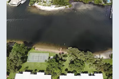 386 Golfview Road #F, North Palm Beach, FL 33408 - Photo 2