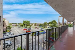 225 Bonnie Blvd, Palm Springs, FL 33461 - Photo 6