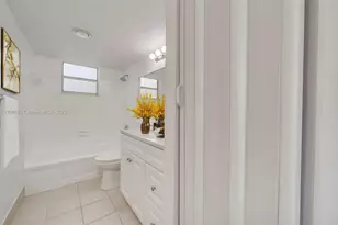 404 NW 68th Ave, Plantation, FL 33317 - Photo 4