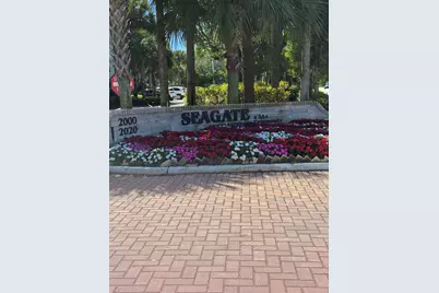 2010 S Federal Highway, Unit #I 405, Boynton Beach, FL 33435 - Photo 2