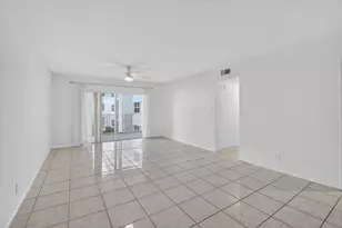 800 E Camino Real, Boca Raton, FL 33432 - Photo 8