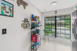 6049 Ambertree Ln, Greenacres, FL 33463 - Photo 8