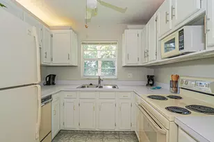 17 Vista Palm Ln, Vero Beach, FL 32962 - Photo 4