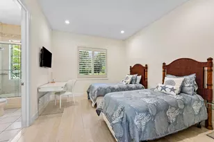 225 Oakview Dr, Delray Beach, FL 33445 - Photo 38