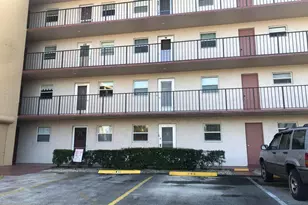 225 Bonnie Blvd, Palm Springs, FL 33461 - Photo 2