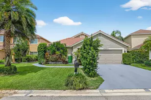 8541 Old Towne Way, Boca Raton, FL 33433 - Photo 2