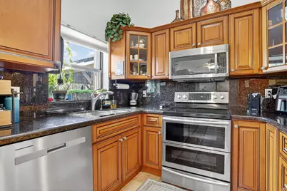 8541 Old Towne Way, Boca Raton, FL 33433 - Photo 14