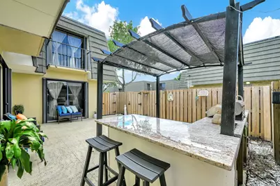 1614 16th Way, West Palm Beach, FL 33407 - Photo 4