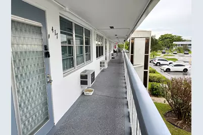 417 Markham S, Deerfield Beach, FL 33442 - Photo 2