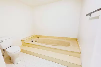 1739 Embassy Drive, Unit #202, West Palm Beach, FL 33401 - Photo 12