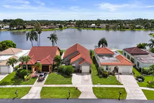 8333 Bonita Isle Dr, Lake Worth, FL 33467 - Photo 2