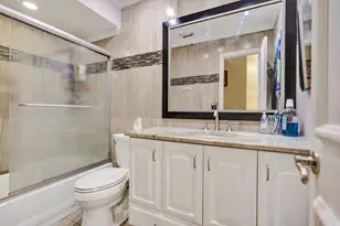 8333 Bonita Isle Dr, Lake Worth, FL 33467 - Photo 20