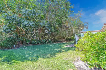 8574 SE Seagrape Way, Hobe Sound, FL 33455 - Photo 34