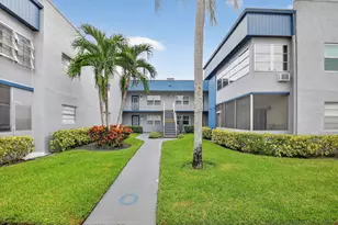 685 Flanders O, Delray Beach, FL 33484 - Photo 1