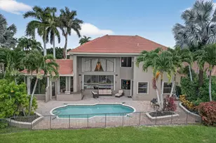 10514 Versailles Blvd, Wellington, FL 33449 - Photo 2