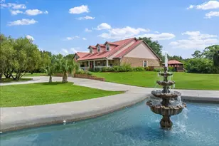 930 90th Ave, Vero Beach, FL 32966 - Photo 2