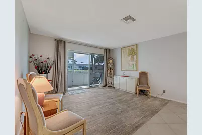 2775 Dudley Drive W, Unit #D, West Palm Beach, FL 33415 - Photo 8