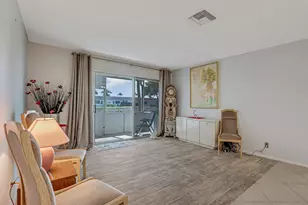 2775 Dudley Dr W, West Palm Beach, FL 33415 - Photo 8