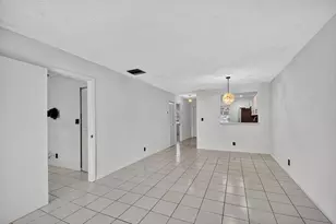 126 Lake Rebecca Dr, West Palm Beach, FL 33411 - Photo 18