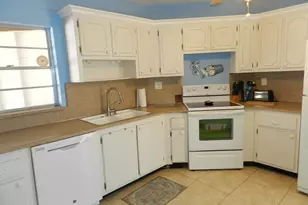 6 Greenway Village N, Royal Palm Beach, FL 33411 - Photo 32