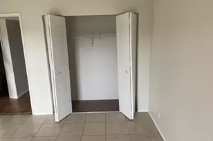 100 Village Green Cir E, Palm Springs, FL 33461 - Photo 38