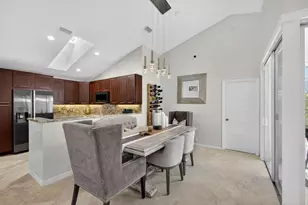 31 Windsor Ln, Palm Beach Gardens, FL 33418 - Photo 6