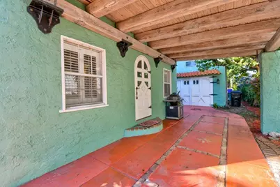 121 S B Street, Lake Worth Beach, FL 33460 - Photo 6