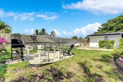 4682 NW 3rd Avenue, Boca Raton, FL 33431 - Photo 6