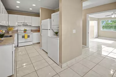 1421 NW 20th 204 Avenue, Unit #204, Delray Beach, FL 33445 - Photo 2