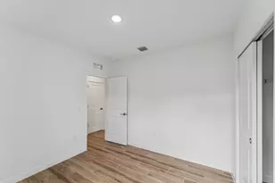 808 SW Trouville Ave, Port Saint Lucie, FL 34953 - Photo 18