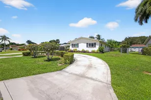 4359 Gardenia Dr, Palm Beach Gardens, FL 33410 - Photo 8