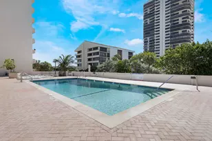 4200 N Ocean Dr, Singer Island, FL 33404 - Photo 48