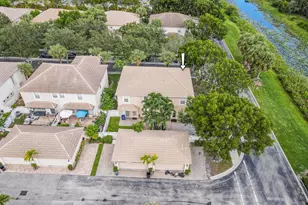 8042 Murano Cir, Palm Beach Gardens, FL 33418 - Photo 16