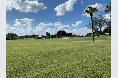 82 Normandy B, Delray Beach, FL 33484 - Photo 16