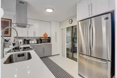 274 Capri F, Delray Beach, FL 33484 - Photo 8